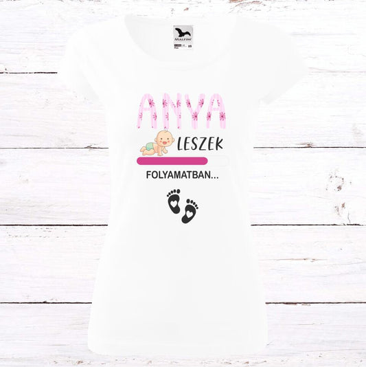 Anya leszek póló - baba mintával, virágos betűtípussal - Több színben